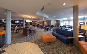 Courtyard By Marriott Canton