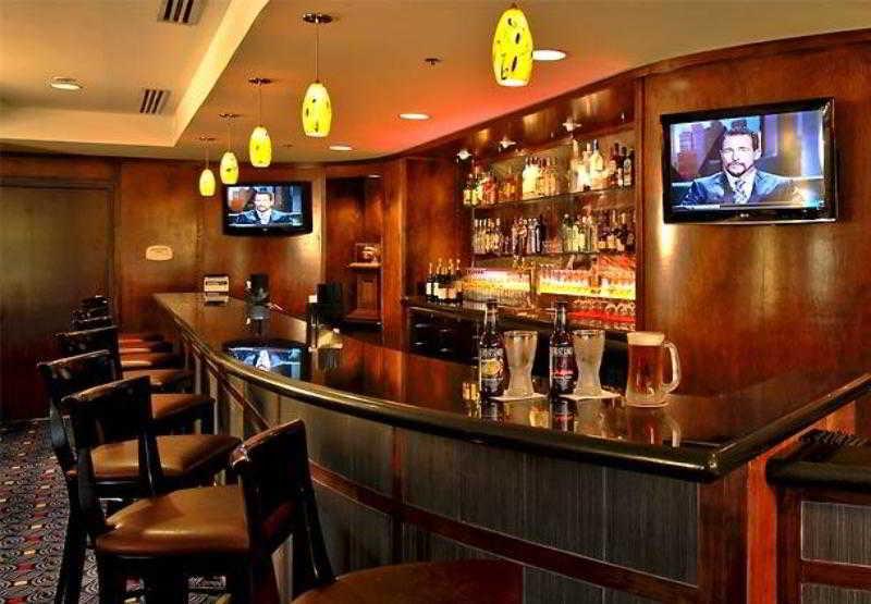 Courtyard By Marriott Canton North Canton Restaurant photo