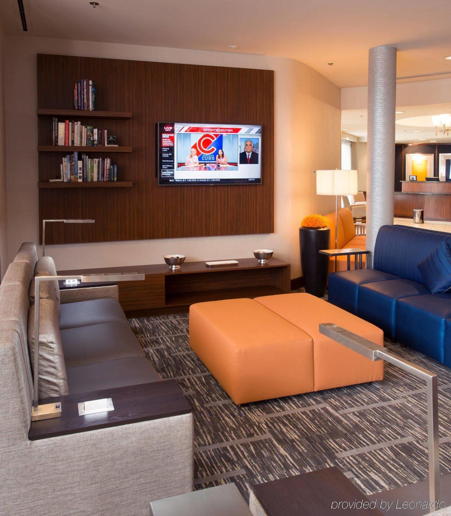 Courtyard By Marriott Canton North Canton Exterior photo